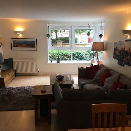 Holyrood Park Apartment Edinburgh Ngoại thất bức ảnh