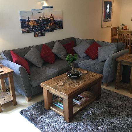 Holyrood Park Apartment Edinburgh Ngoại thất bức ảnh