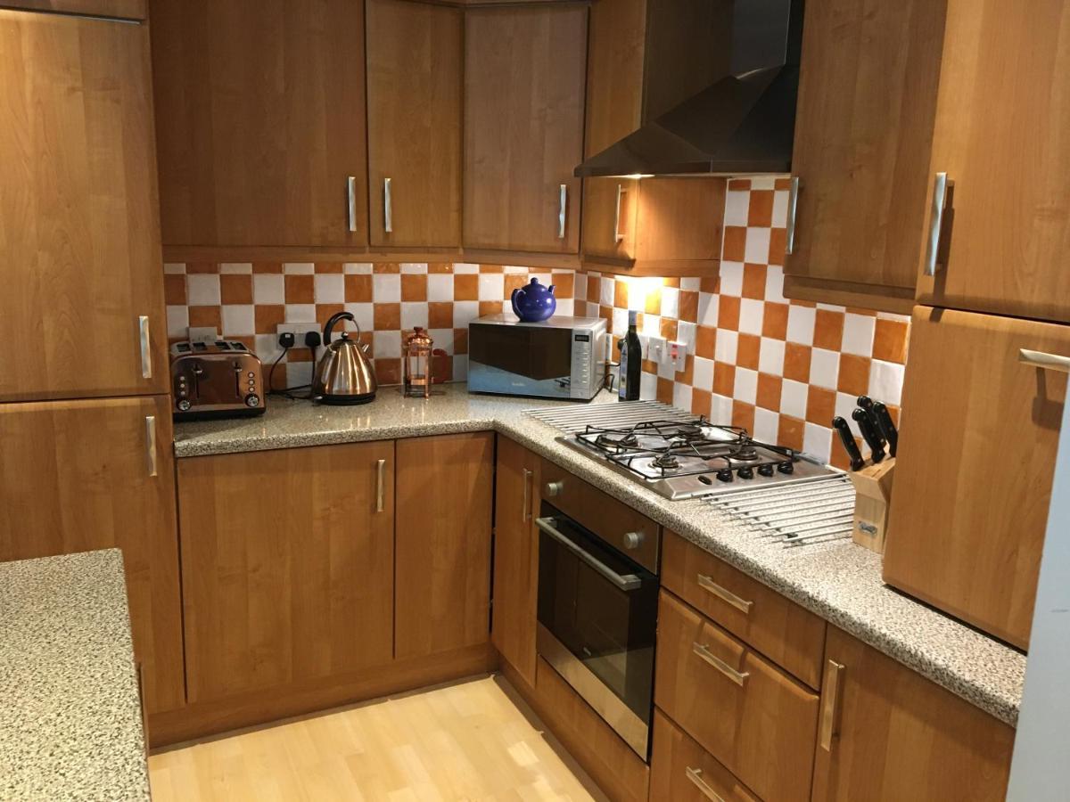 Holyrood Park Apartment Edinburgh Ngoại thất bức ảnh