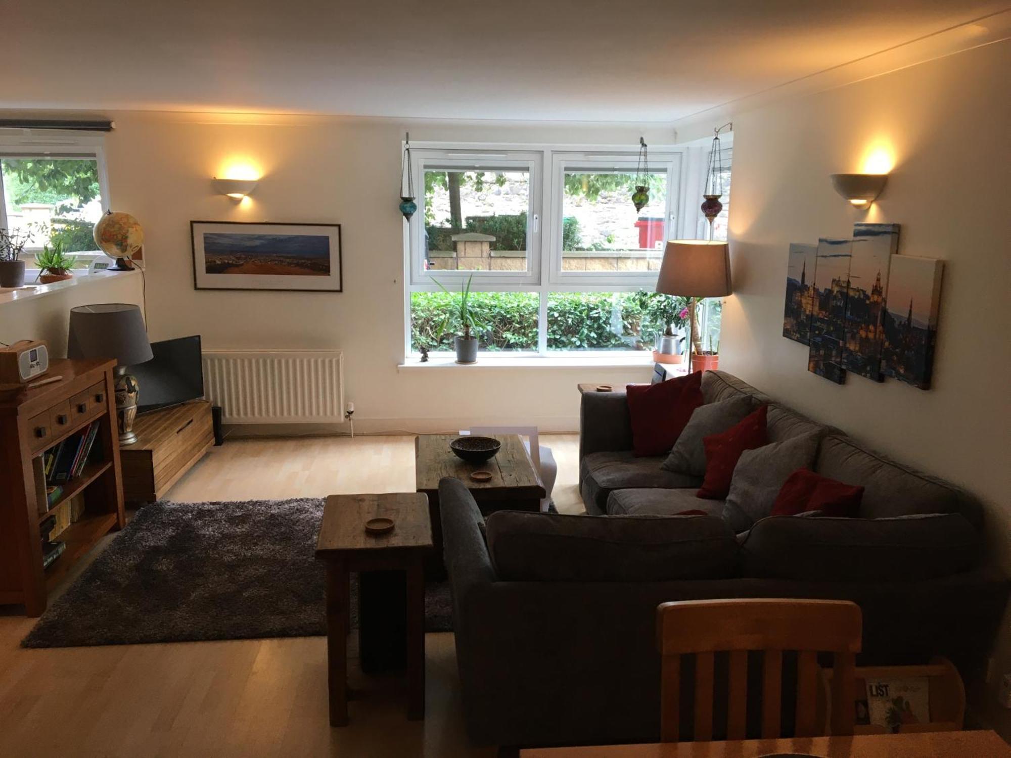 Holyrood Park Apartment Edinburgh Ngoại thất bức ảnh